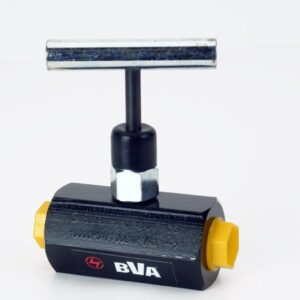 CVN1 Female needle valve, 1/4"-18NPTF, 10,000 psi (700 bar)