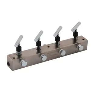 MFC4, Manifold Block, 4 Needle Valve, Oil Port 3/8"-18NPTF, 12" Long, 10,000 psi (700 bar)