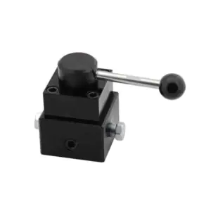 PR33 Manual control valve, remoted-mounted, 3-way / 3-position - tandem center, 10,000 psi (700 bar)