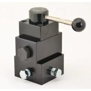 PR43CL Manual control valve with locking, remoted-mounted, close center,  4-way / 3-position - closed center, with locking valve, 10,000 psi (700 bar)
